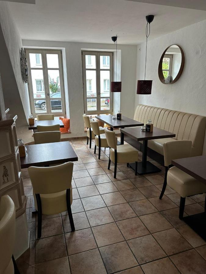 Vinopresso Gmbh - Cafe Roemer Prichsenstadt Exterior foto